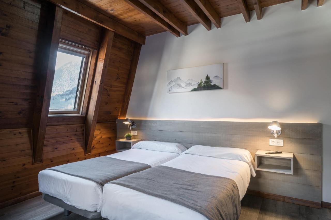 Hotel Snoe Mont Romies