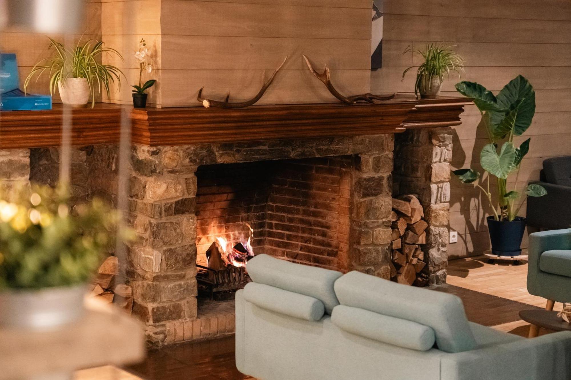 Hotel Snoe Mont Romies Salardu