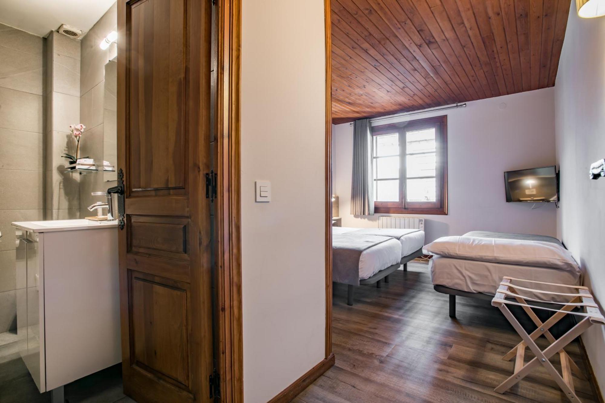 Hotel Snoe Mont Romies Salardu