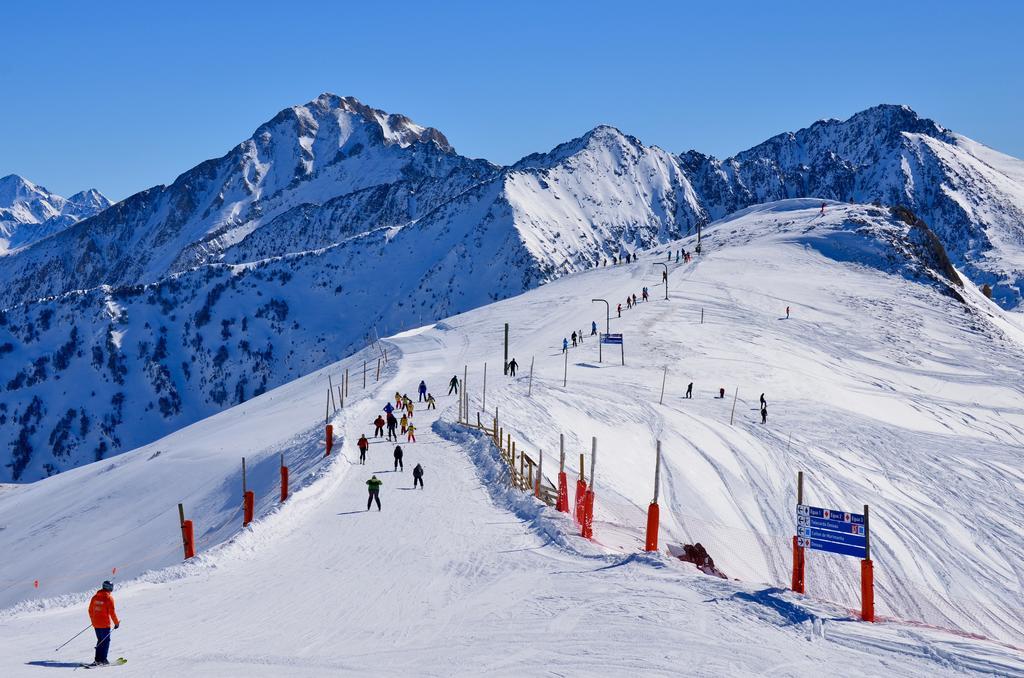 Snoe Mont Romies 2* Salardu