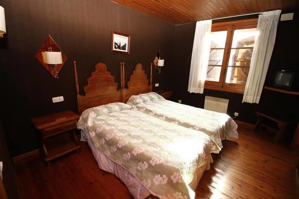 Snoe Mont Romies Hotel Salardu